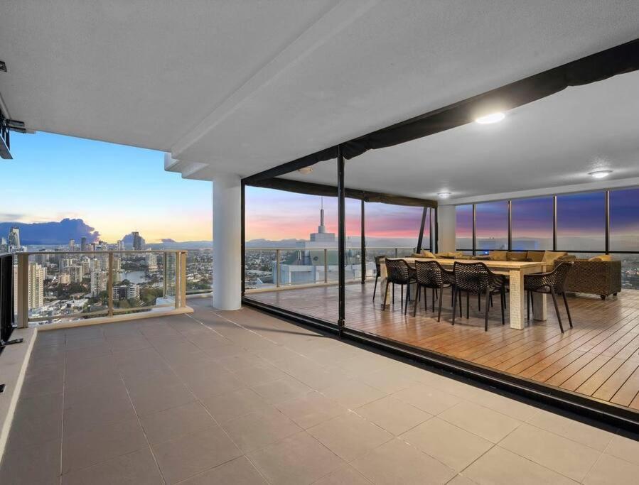 Sub-penthouse Dream In Circle On Cavill * Gold Coast